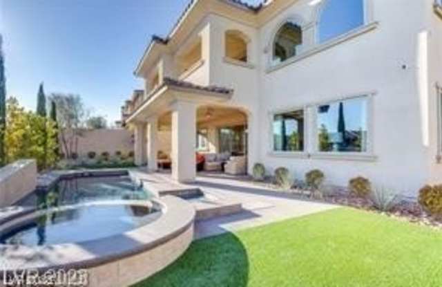 248 Tarragona Breeze