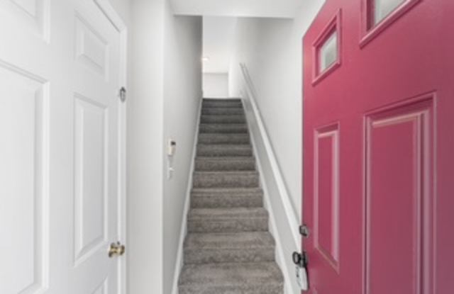 Photo of 238 East Gay Street - 4