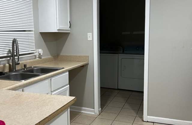 A charming 3 bedroom, 1 bathroom house has been newly remodeled and is ready for you to move in.