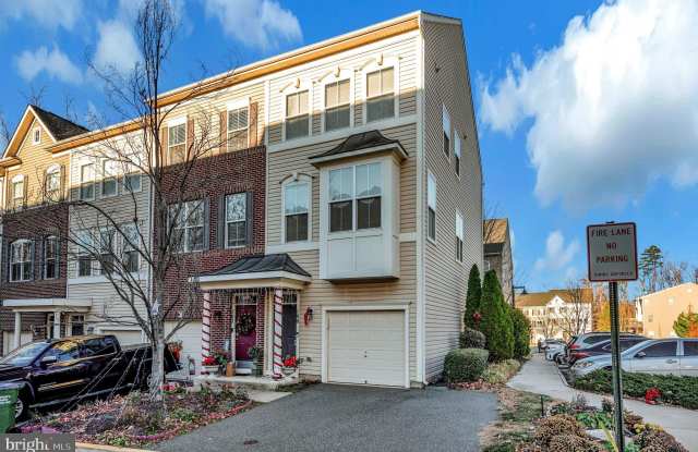 100 NESTORS Place unit: 601