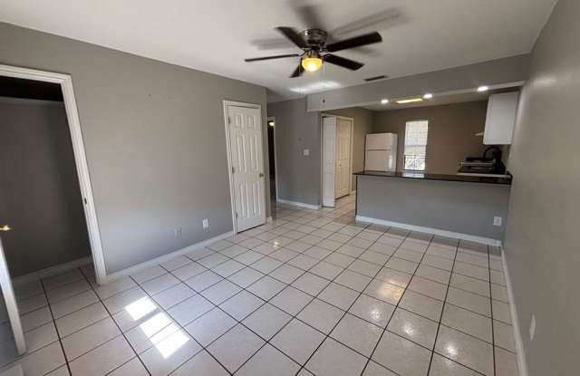 2267 N. VETERANS BLVD