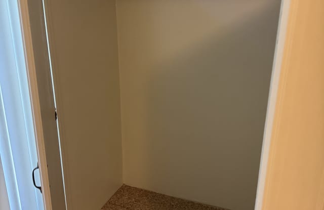 874 Riverlawn Avenue