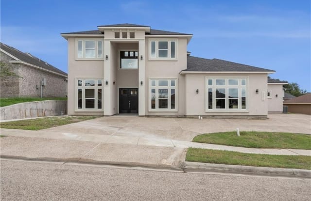 4425 River Park Dr - 4425 River Park Drive, Corpus Christi, TX 78410