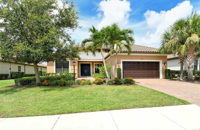 Photo of 4916 TIVOLI RUN