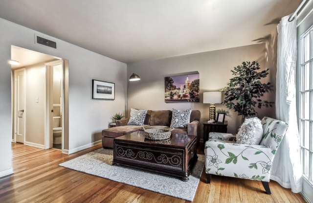 Photo of 1207 West 45th Street