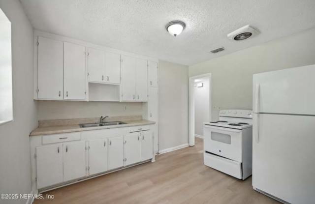 1841 Debutante Drive