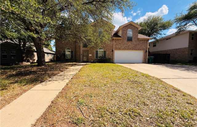 109 W Great Plains Trail