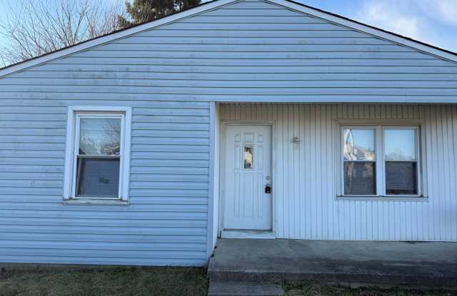 2 Bedroom Home in a Central Area!