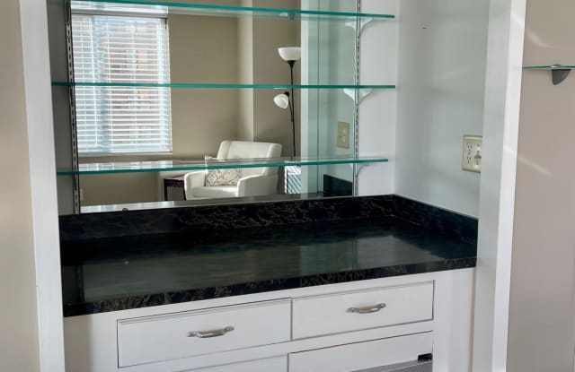 Photo of 900 South Hanley Road