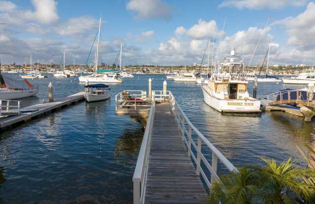 Newport Beach Bayfront Cottage with Private Dock