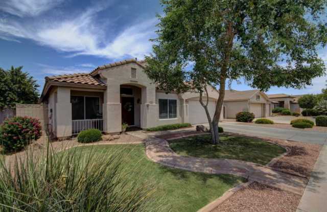 Photo of 3798 S Seton Ave