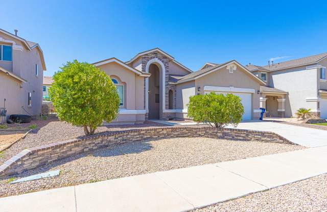 Modern Beauty in East El Paso!