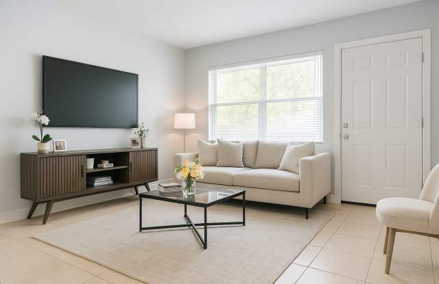 Photo of 2601 Nw 207th St