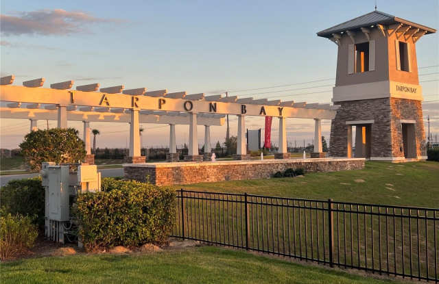 764 RICHMOND ESTATE AVENUE N