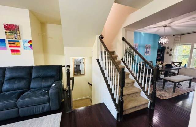 3473 Bradbury Circle