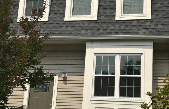 170 Lazy Hollow Drive