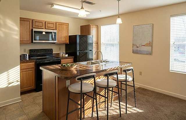 Diamond Pointe Apartments