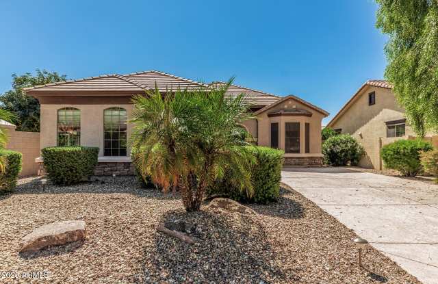 Photo of 3079 E RIDGEWOOD Lane