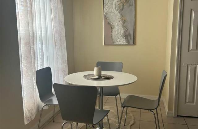 321 PARADISE WOODS PLACE