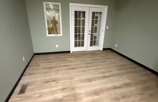 27 South Tuxedo Street - 2