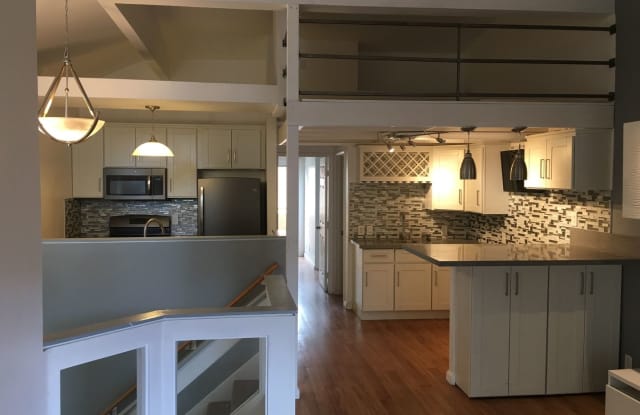 14005 Arthur Ave., #12 - Paramount, CA apartments for rent