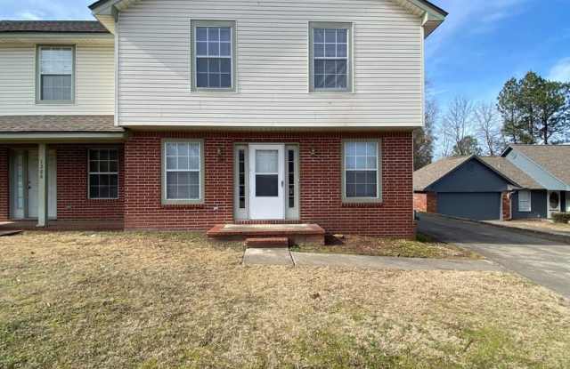 1204 South 41st Circle
