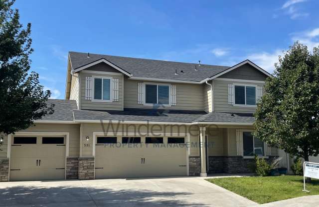 531 Alicia Loop, College Place ⭐$500 Rent Credit⭐
