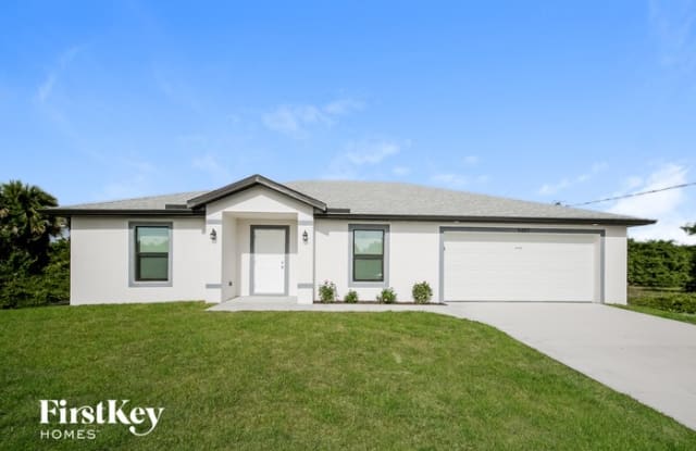 5402 Anita Avenue North - 5402 Anita Avenue N, Lehigh Acres, FL 33971