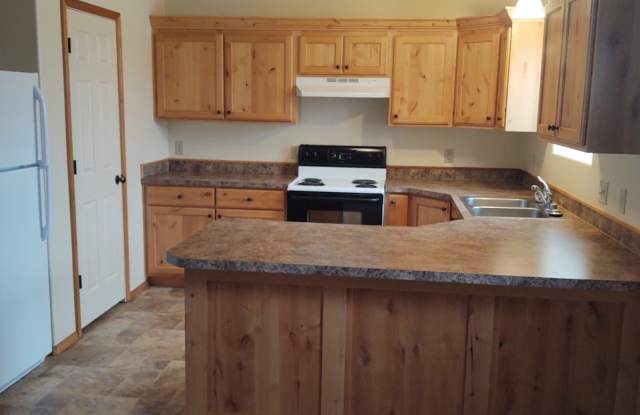 Photo of 811 West 3rd Street