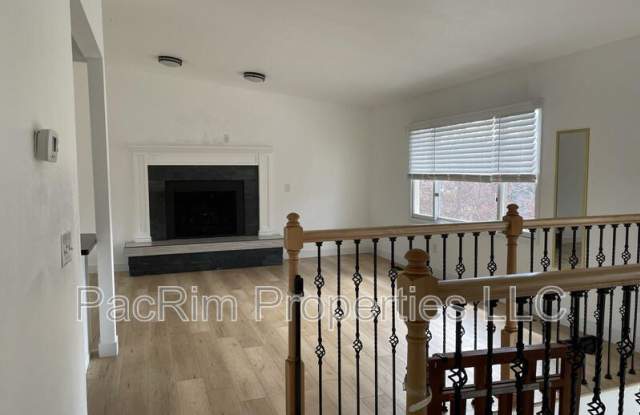 9021 Lance Circle #B