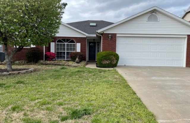 Newly updated 4 Bedroom 3 Bath home in Rogers!!! photos photos