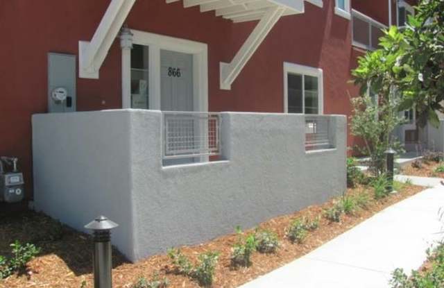 866 Lawrence Drive