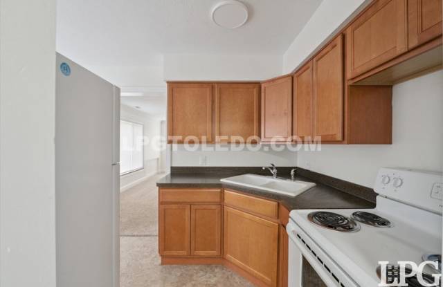 3430 Douglas Road