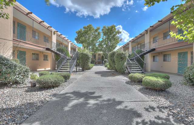 Photo of El Pueblo I Apartments