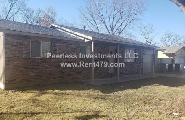 2704 N 14th Pl - 2704 North 14th Place, Rogers, AR 72756