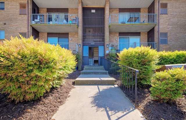 Photo of 1028 Adams Avenue- UNIT 3B - 1UNIT 3B