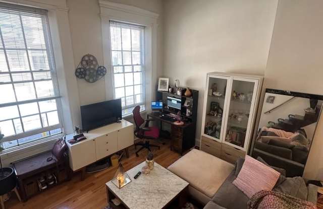 311 S 12TH Street unit: 1