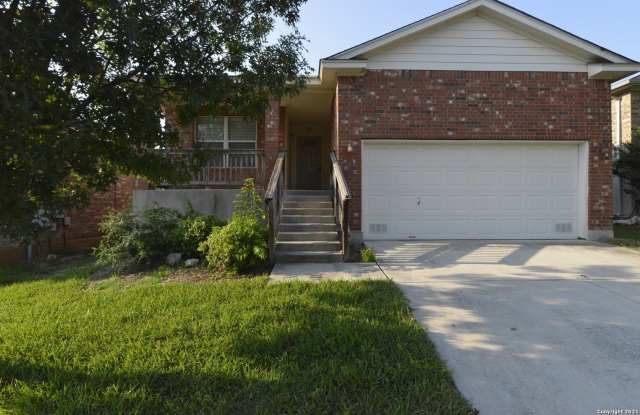 Photo of 15515 Robin Feather