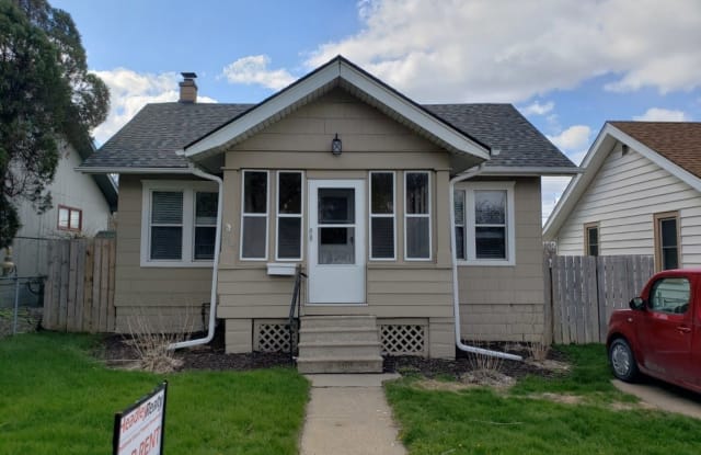 4413 California St - 4413 California Street, Omaha, NE 68131