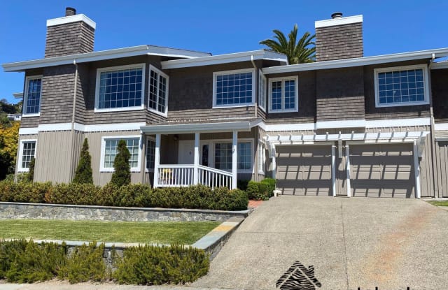 135 Avenida Miraflores - 135 Avenida Miraflores, Tiburon, CA 94920