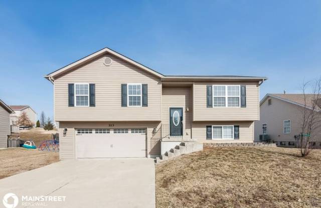 313 Shadow Trace Drive - 313 Shadow Trace Drive, Wentzville, MO 63385