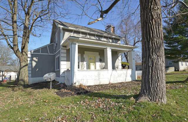 Photo of 216 Cherrington Rd