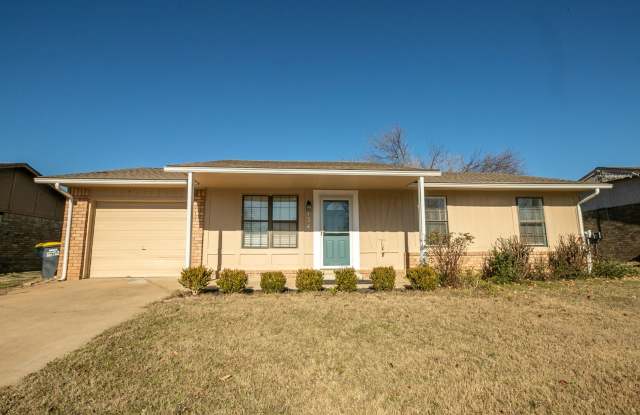 Newly renovated 3 bed / 1.5 Bath in Glenpool, Available 7/14!