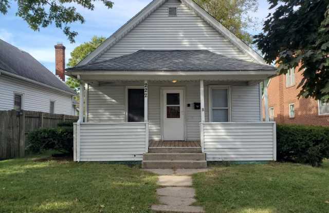 222 W Battell