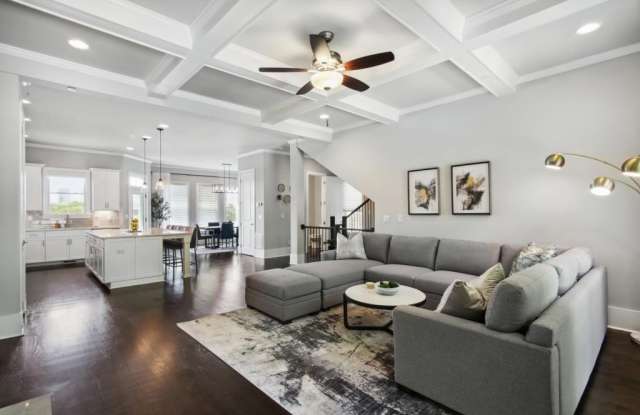 Photo of 692 Drewry Street NE