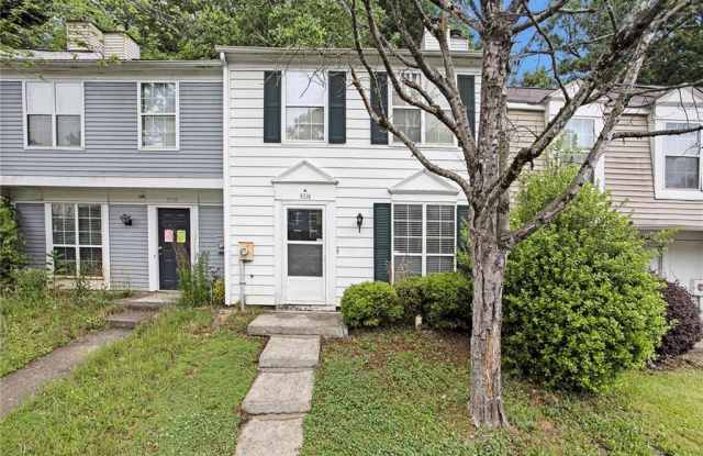 5731 Wells Circle - 5731 Wells Circle, DeKalb County, GA 30087