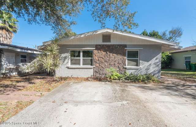 410 Snyder Drive unit: 1/2Dup