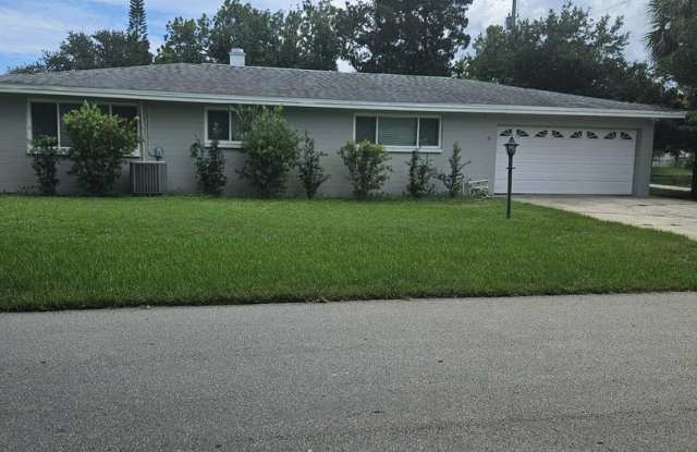 Photo of BEAUTIFUL 4 BEDROOM 2 BATH HOME IN THE BEAUTIFUL SOUTH DAYTONA