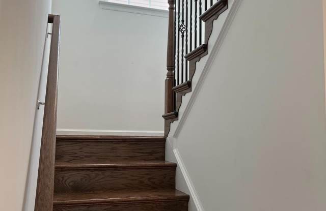 108 STATION TERRACE W