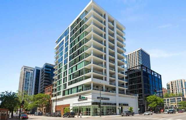 144 W Erie
